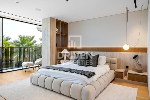 Villa en Jumeirah Golf Estates, Dubai, 7 dormitorios, 1022 m², № 20567 - foto 10