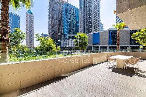 Apartment in Business Bay, Dubai 3 bedrooms, 181.16 sq.m. № 129505 - photo 6