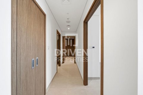 Снять в аренду квартиру в Mina Rashid, Дубай: 2 спальни, 112.97м², № 129504 - фото 10