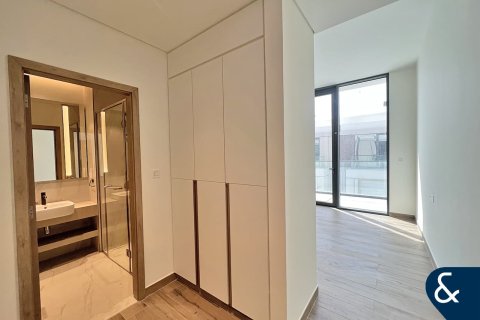 Villa in District One, Mohammed Bin Rashid City, Dubai 4 bedrooms, 364 sq.m. № 75649 - photo 8