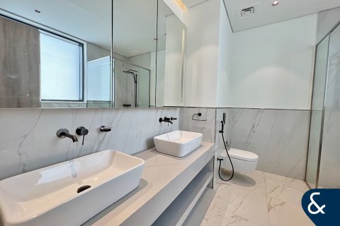 Villa in District One, Mohammed Bin Rashid City, Dubai 4 bedrooms, 364 sq.m. № 75649 - photo 7