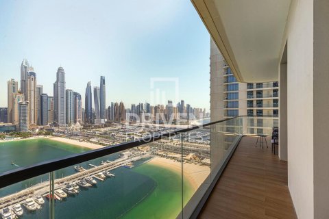 Appartement à EMAAR Beachfront, Dubai Harbour, Dubai, 3 chambres, 163 m², № 65799 - photo 1