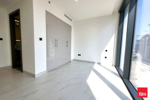 Снять в аренду квартиру в Дубае: 3 спальни, 137.7м², № 64129 - фото 8