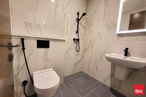 Снять в аренду квартиру в Дубае: 3 спальни, 137.7м², № 64129 - фото 17