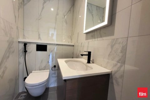 Снять в аренду квартиру в Дубае: 3 спальни, 137.7м², № 64129 - фото 10