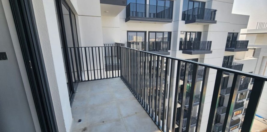 Квартира в Дубай Студио-Сити, Дубай, 2 спальни, 156.1м², № 64120