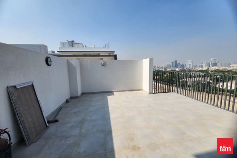 Купить квартиру в Дубай Студио-Сити, Дубай: 2 спальни, 156.1м², № 64120 - фото 13