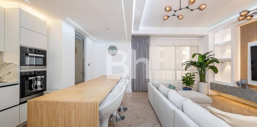 Квартира в Джумейра Бич Резиденс, Дубай, 2 спальни, 119м², № 21799
