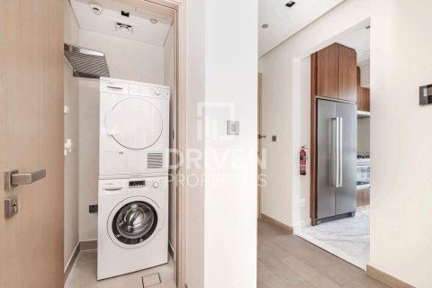 Apartment in Downtown Dubai (Downtown Burj Dubai), Dubai 1 bedroom, 103.68 sq.m. № 140108 - photo 11