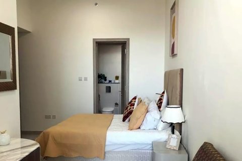 Купить квартиру в Мирдифом, Дубай: 2 спальни, 170м², № 30536 - фото 6