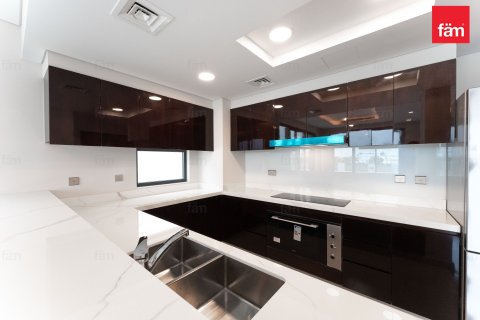 Купить виллу в Дубае: 6 спален, 274.2м², № 89279 - фото 7