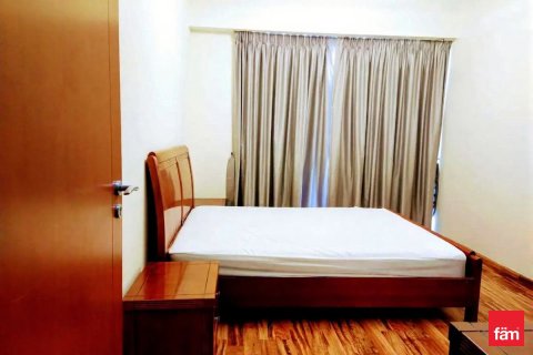 Снять в аренду квартиру в Дубае: 2 спальни, 102.3м², № 89280 - фото 2