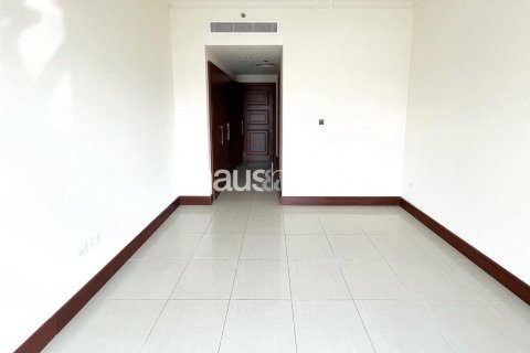 Apartment in Golden Mile, Palm Jumeirah, Dubai 2 bedrooms, 175 sq.m. № 43848 - photo 4
