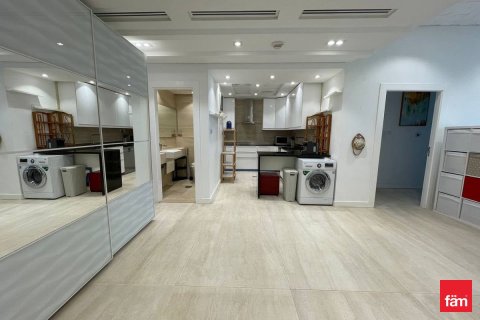 Apartment in Dubai Marina, Dubai 1 bedroom, 93.8 sq.m. № 49028 - photo 4