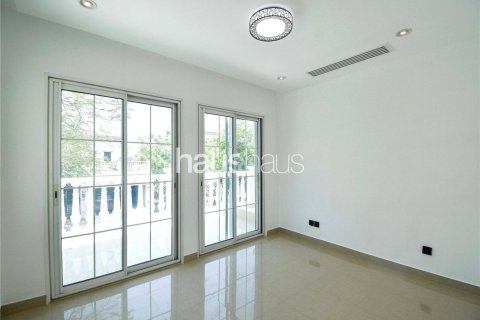 Villa in Jumeirah Village Triangle, Dubai 4 bedrooms, 344 sq.m. № 43250 - photo 10