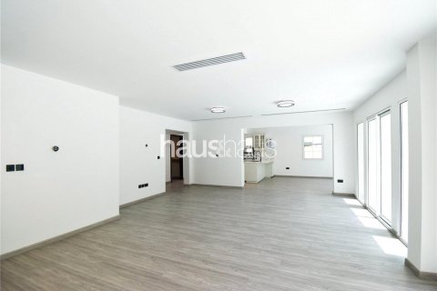 Villa in Jumeirah Village Triangle, Dubai 4 bedrooms, 344 sq.m. № 43250 - photo 4