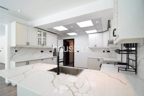 Villa in Jumeirah Village Triangle, Dubai 4 bedrooms, 344 sq.m. № 43250 - photo 5
