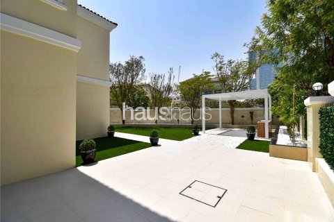 Villa in Jumeirah Village Triangle, Dubai 4 bedrooms, 344 sq.m. № 43250 - photo 22