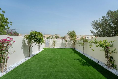 Villa in The Springs, Dubai 2 bedrooms, 157 sq.m. № 43254 - photo 15