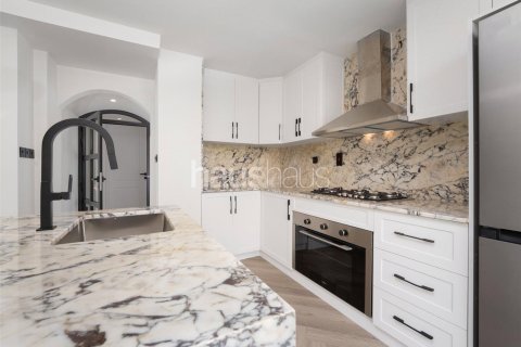Villa in The Springs, Dubai 2 bedrooms, 157 sq.m. № 43254 - photo 9