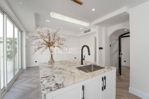 Villa in The Springs, Dubai 2 bedrooms, 157 sq.m. № 43254 - photo 12