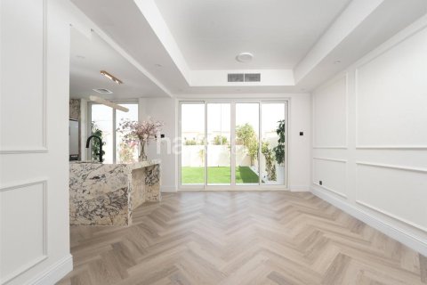 Villa in The Springs, Dubai 2 bedrooms, 157 sq.m. № 43254 - photo 8