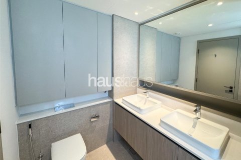 Villa in Aura, Tilal Al Ghaf, Dubai 4 bedrooms, 317 sq.m. № 43263 - photo 15