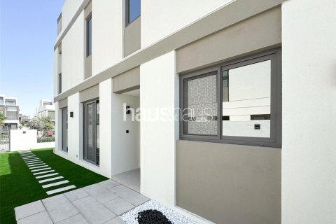 Villa in Aura, Tilal Al Ghaf, Dubai 4 bedrooms, 317 sq.m. № 43263 - photo 5