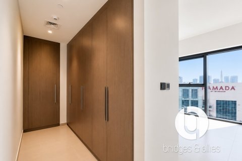 Apartment in Downtown Dubai (Downtown Burj Dubai), Dubai 3 bedrooms, 140 sq.m. № 118563 - photo 14