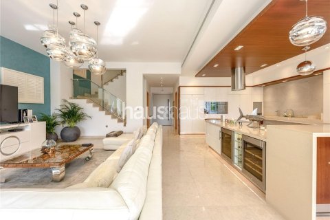 Adosado en Palm Jumeirah, Dubai, 5 dormitorios, 327 m², № 44770 - foto 18