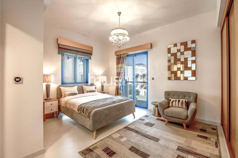Adosado en Palm Jumeirah, Dubai, 5 dormitorios, 327 m², № 44770 - foto 17