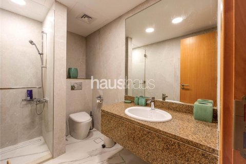 Adosado en Palm Jumeirah, Dubai, 5 dormitorios, 327 m², № 44770 - foto 12