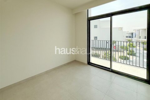 Villa in Arabian Ranches 3, Dubai 4 bedrooms, 301 sq.m. № 44771 - photo 10