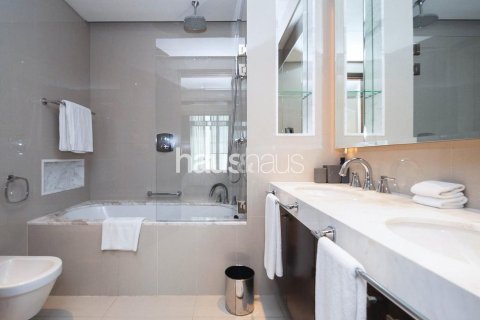Apartment in The Address Residence Fountain Views, Downtown Dubai (Downtown Burj Dubai), Dubai 1 bedroom, 79 sq.m. № 44779 - photo 10