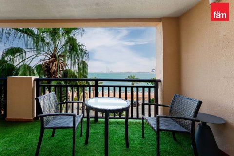 Apartment in Palm Jumeirah, Dubai 2 bedrooms, 164.4 sq.m. № 83451 - photo 3