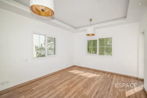 Villa en Springs 11, The Springs, Dubai, 3 dormitorios, 360 m², № 62153 - foto 13