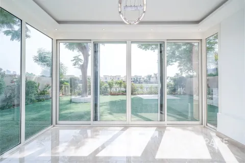 Villa en Springs 11, The Springs, Dubai, 3 dormitorios, 360 m², № 62153 - foto 3