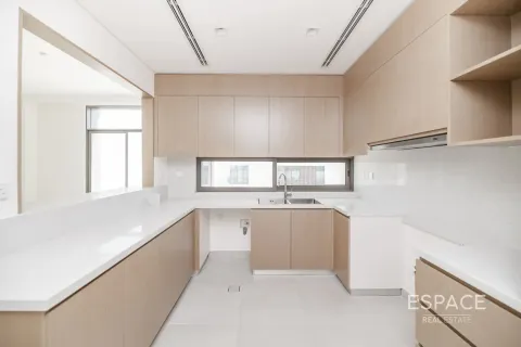 Villa en Al Furjan, Dubai, 4 dormitorios, 335 m², № 62168 - foto 5
