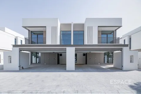 Villa en Al Furjan, Dubai, 4 dormitorios, 335 m², № 62168 - foto 1