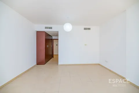 Apartamento en Jumeirah Beach Residence, Dubai, 1 dormitorio, 103 m², № 62154 - foto 9