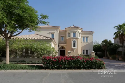 Villa en Arabian Ranches, Dubai, 4 dormitorios, 361 m², № 62155 - foto 1