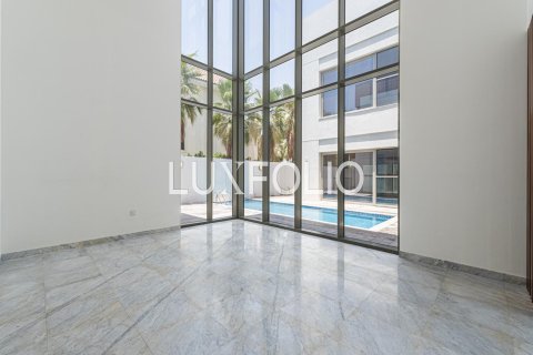 Villa en District One, Mohammed Bin Rashid City, Dubai, 5 dormitorios, 847 m², № 46152 - foto 1