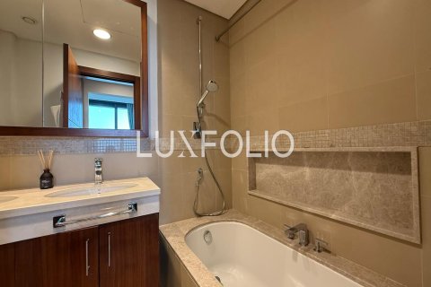 Apartamento en Burj Vista, Downtown Dubai (Downtown Burj Dubai), Dubai, 3 dormitorios, 169 m², № 46149 - foto 28