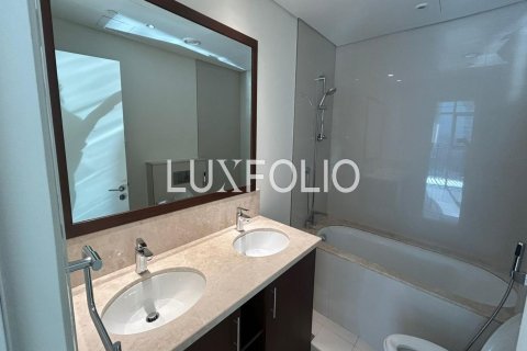 Apartment in BLVD Crescent, Downtown Dubai (Downtown Burj Dubai), Dubai 1 bedroom, 84 sq.m. № 46148 - photo 9