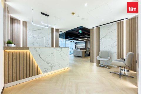 Office in Dubai 102 sq.m. № 124320