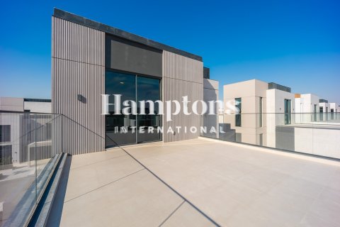 Villa en Arabian Ranches 3, Dubai, 4 dormitorios, 447.97826600 m², № 84549 - foto 9