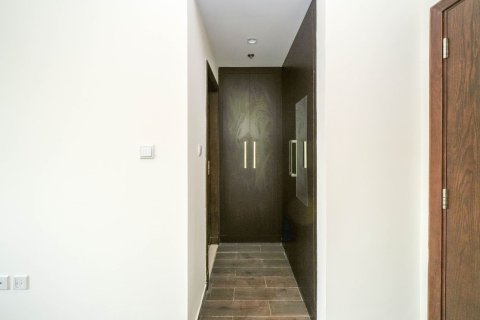 Apartment in Al Furjan, Dubai 2 bedrooms, 127 sq.m. № 84557 - photo 11