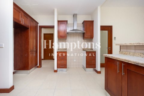 Villa in Arabian Ranches 2, Dubai 3 bedrooms, 594.57920000 sq.m. № 84546 - photo 17