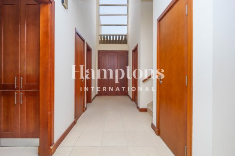 Villa in Arabian Ranches 2, Dubai 3 bedrooms, 594.57920000 sq.m. № 84546 - photo 14