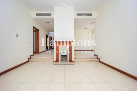 Villa in Arabian Ranches 2, Dubai 3 bedrooms, 594.57920000 sq.m. № 84546 - photo 19